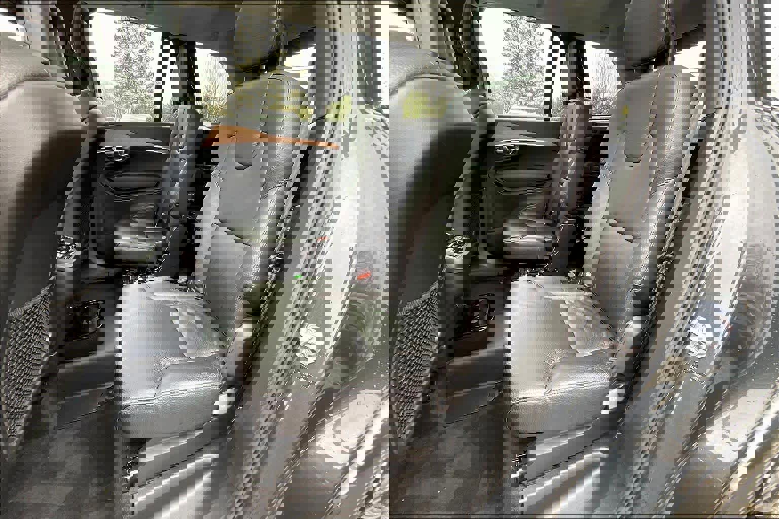 Used 2022 Volvo XC90 T6 Momentum w/ Advanced Package AWD/4WD image 20