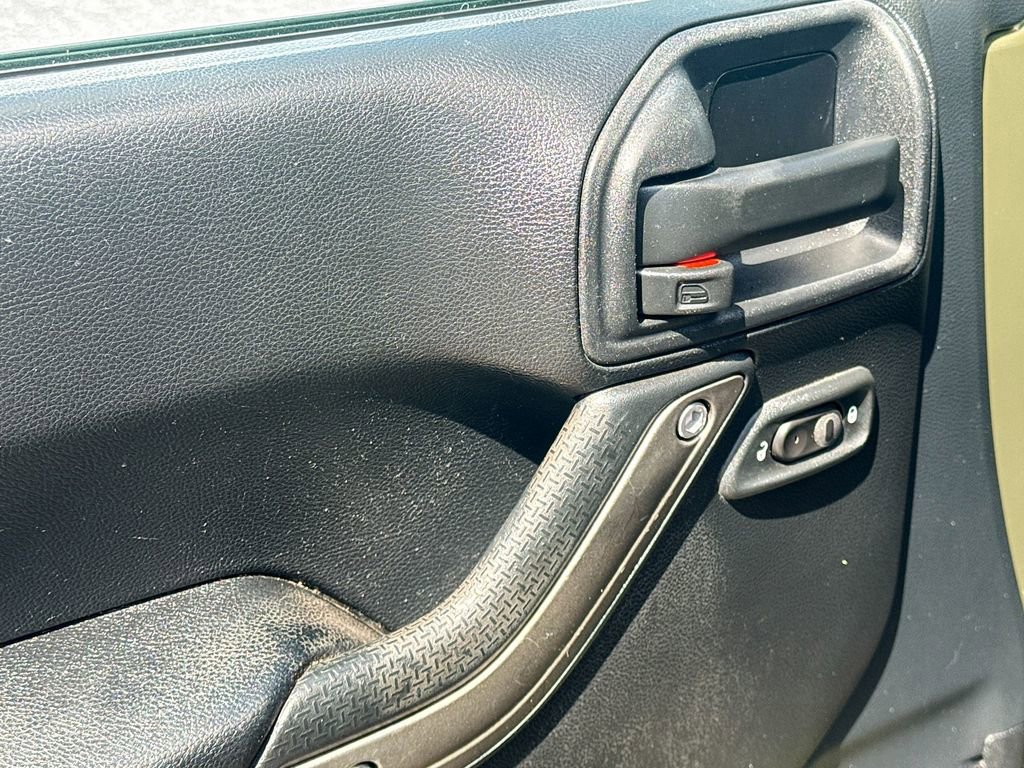 Used 2015 Jeep Wrangler Unlimited Sport w/ Quick Order Package 24S image 17