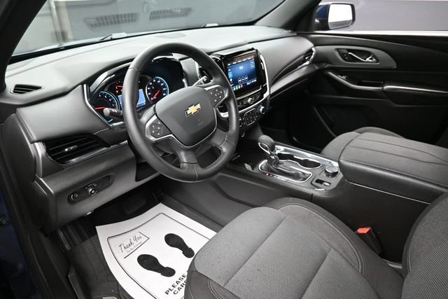 Used 2023 Chevrolet Traverse LT FWD image 19