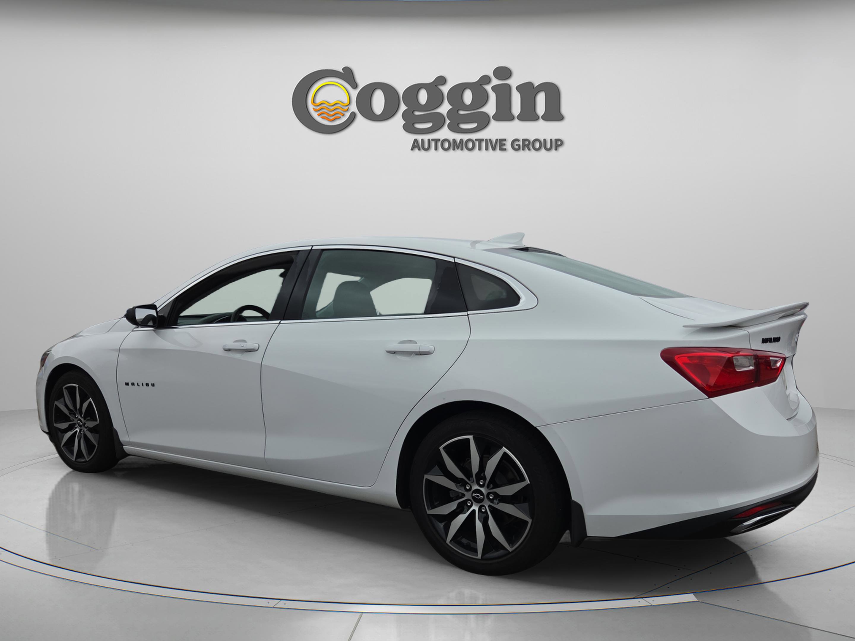 Used 2021 Chevrolet Malibu RS w/ LPO, Convenience Package 2 FWD image 3