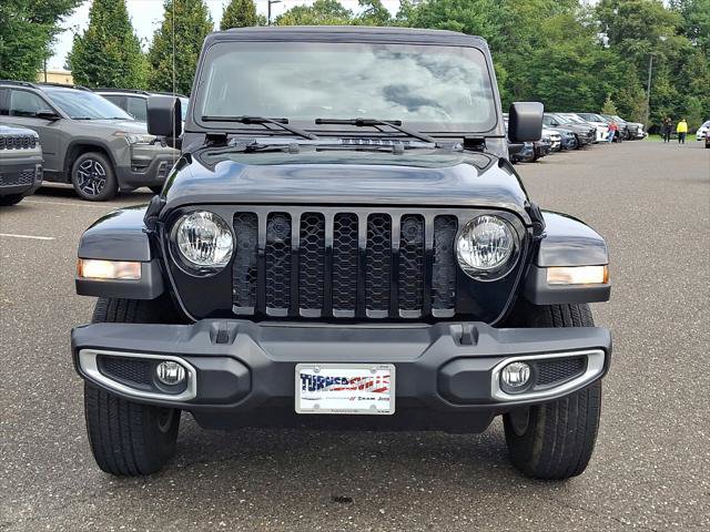 Certified 2023 Jeep Gladiator Sport AWD/4WD image 8