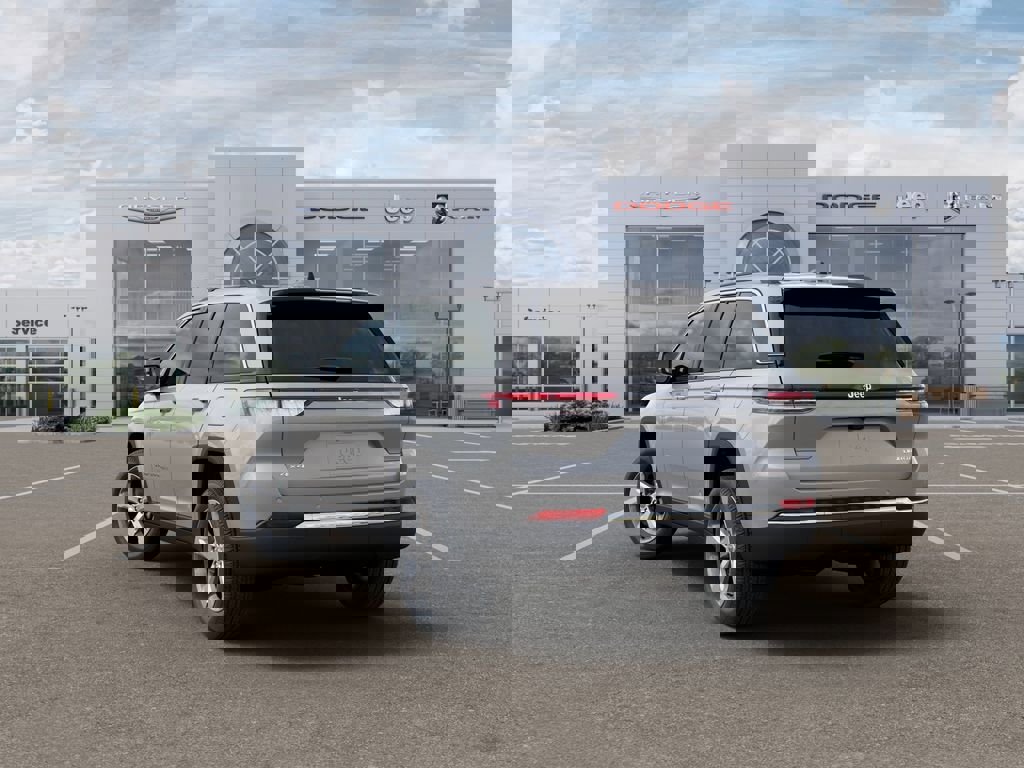 New 2026 Jeep Grand Cherokee Limited image 3