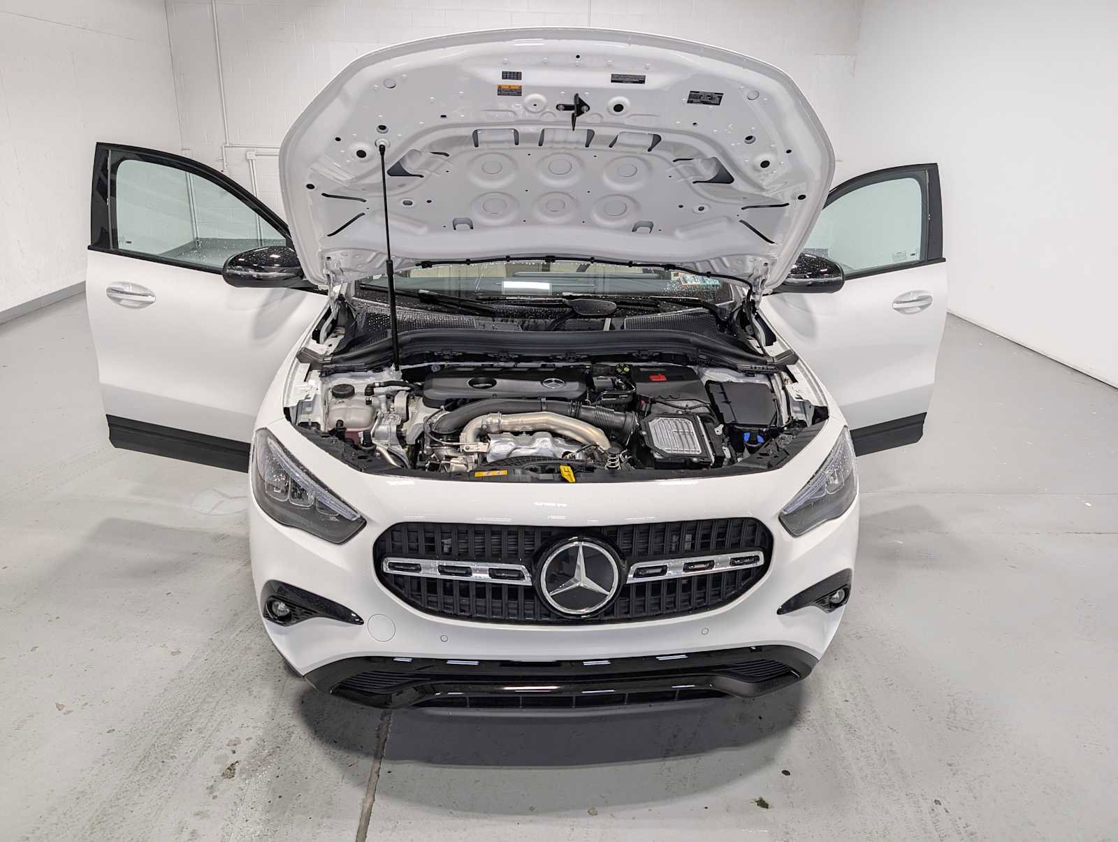 Certified 2026 Mercedes-Benz GLA 250 4MATIC image 8