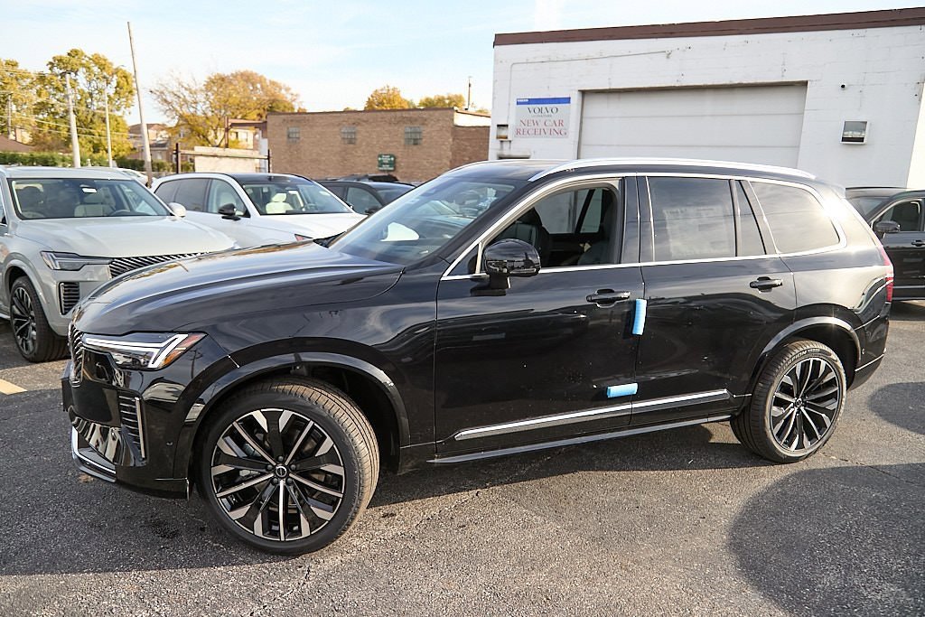 New 2026 Volvo XC90 B6 Ultra image 3