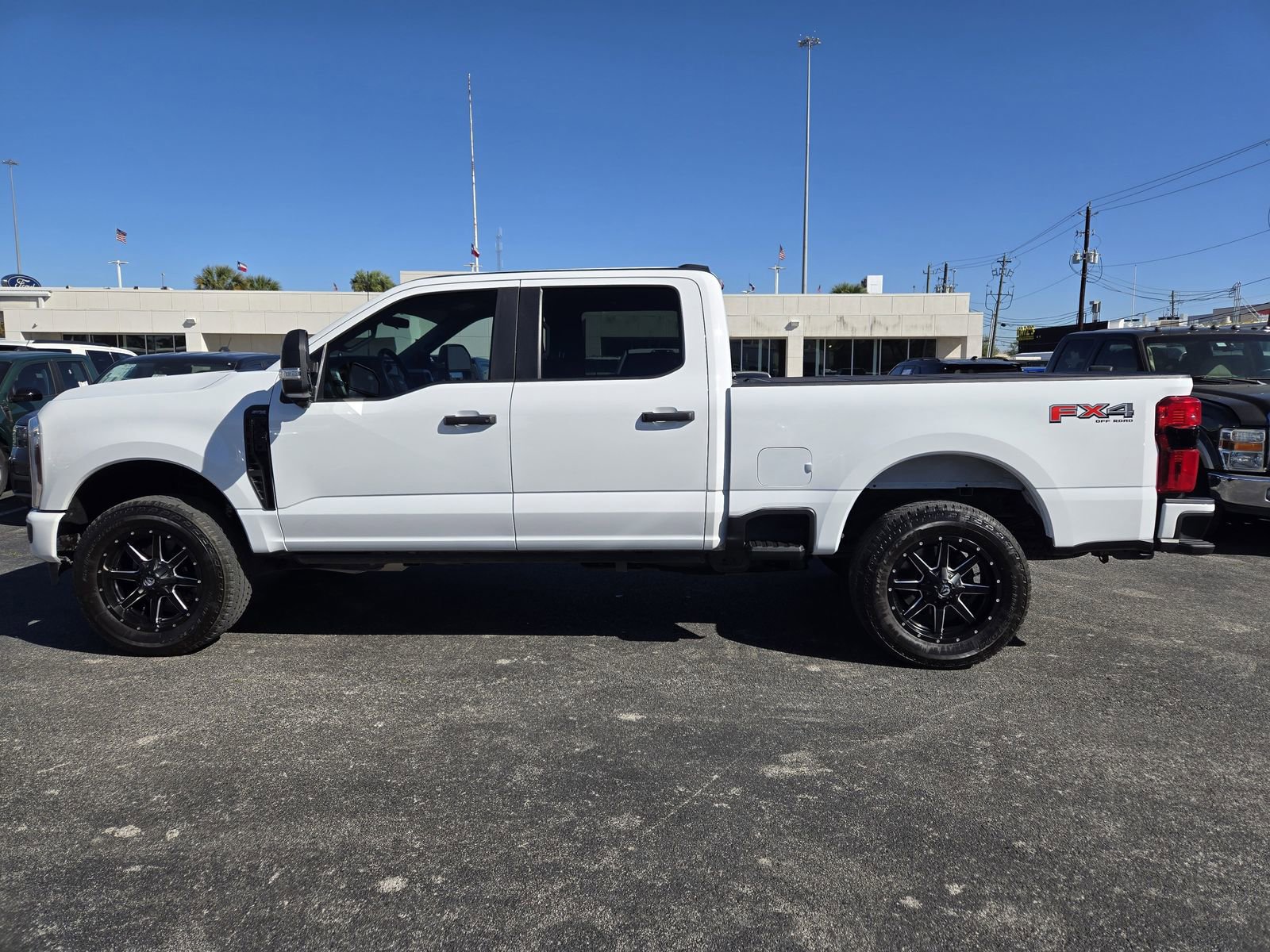 Used 2024 Ford F250 XL w/ STX Appearance Package image 4