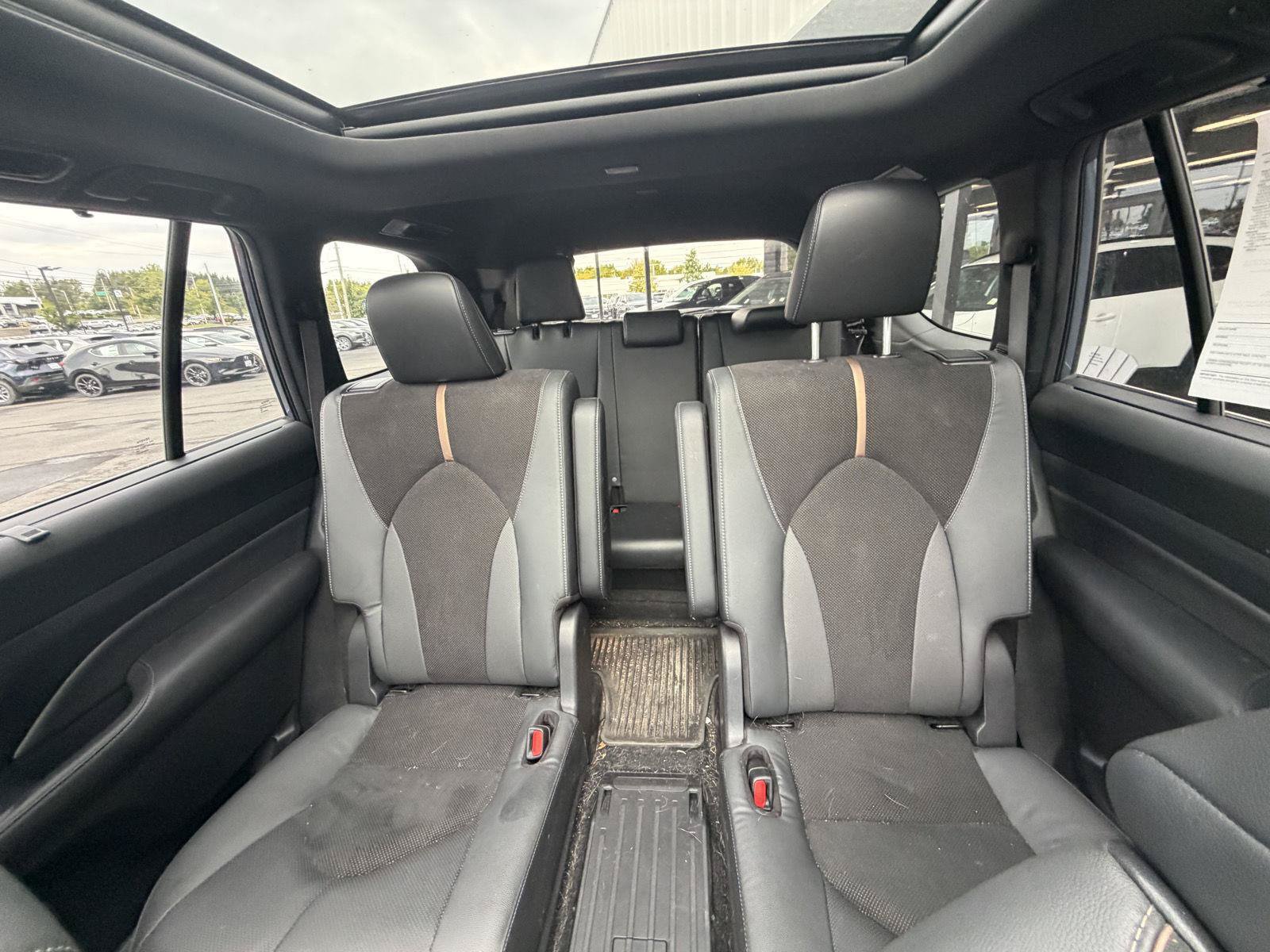 Used 2024 Toyota Grand Highlander AWD Hybrid image 26
