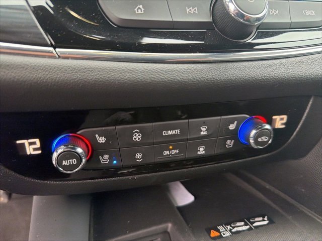 Used 2024 Buick Enclave Premium image 39