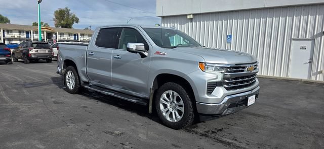Used 2022 Chevrolet Silverado 1500 LTZ w/ LTZ Premium Package AWD/4WD image 2