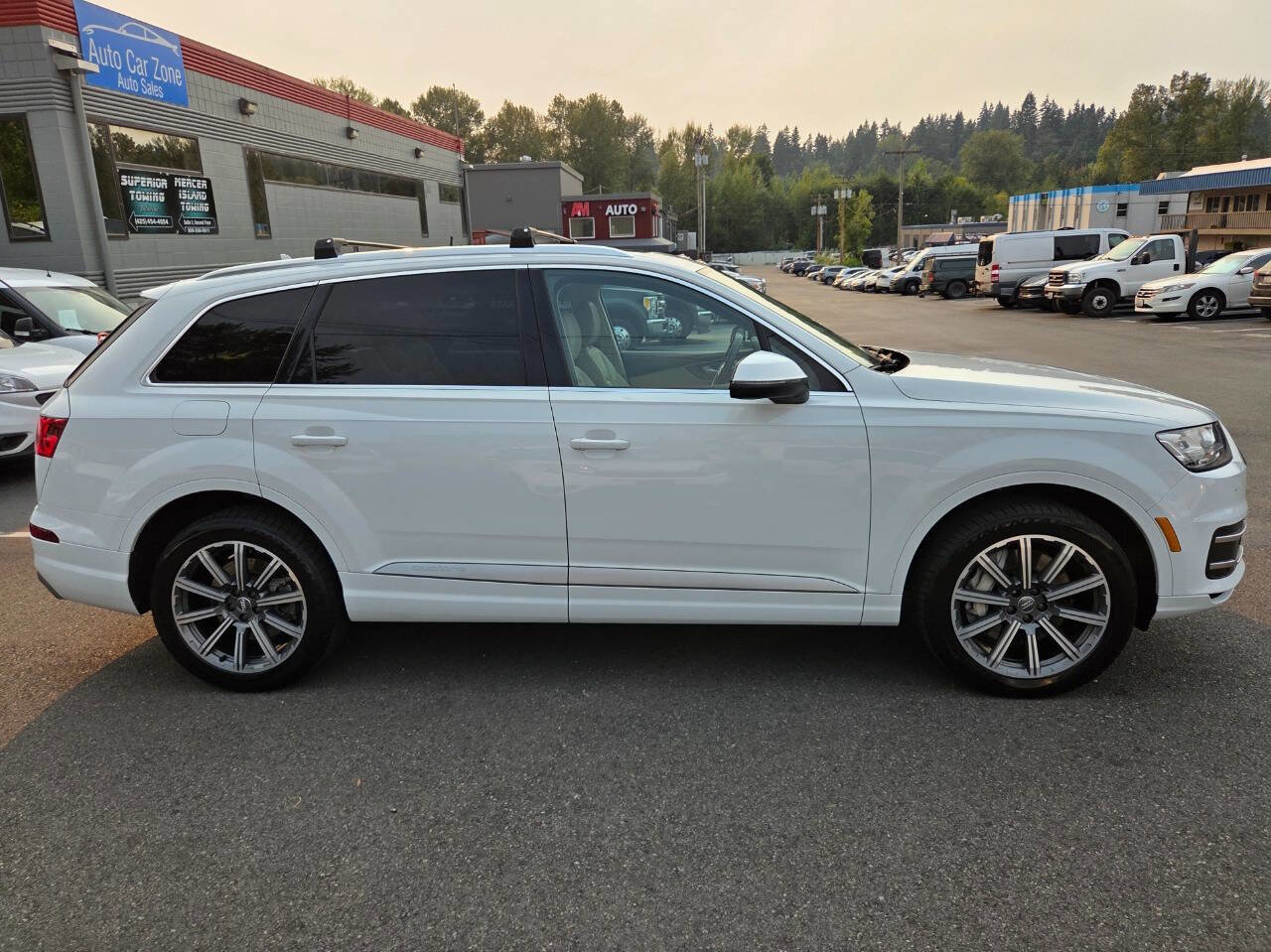 Used 2017 Audi Q7 3.0T Premium Plus image 8