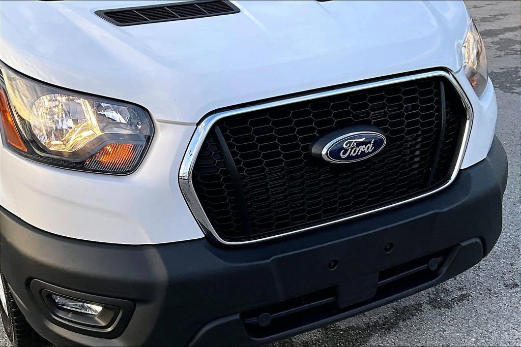 Certified 2024 Ford Transit 250 Low Roof w/ Exterior Upgrade Package RWD image 29