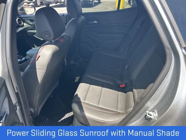 Certified 2025 Chevrolet Trax RS w/ Sunroof Package FWD image 9