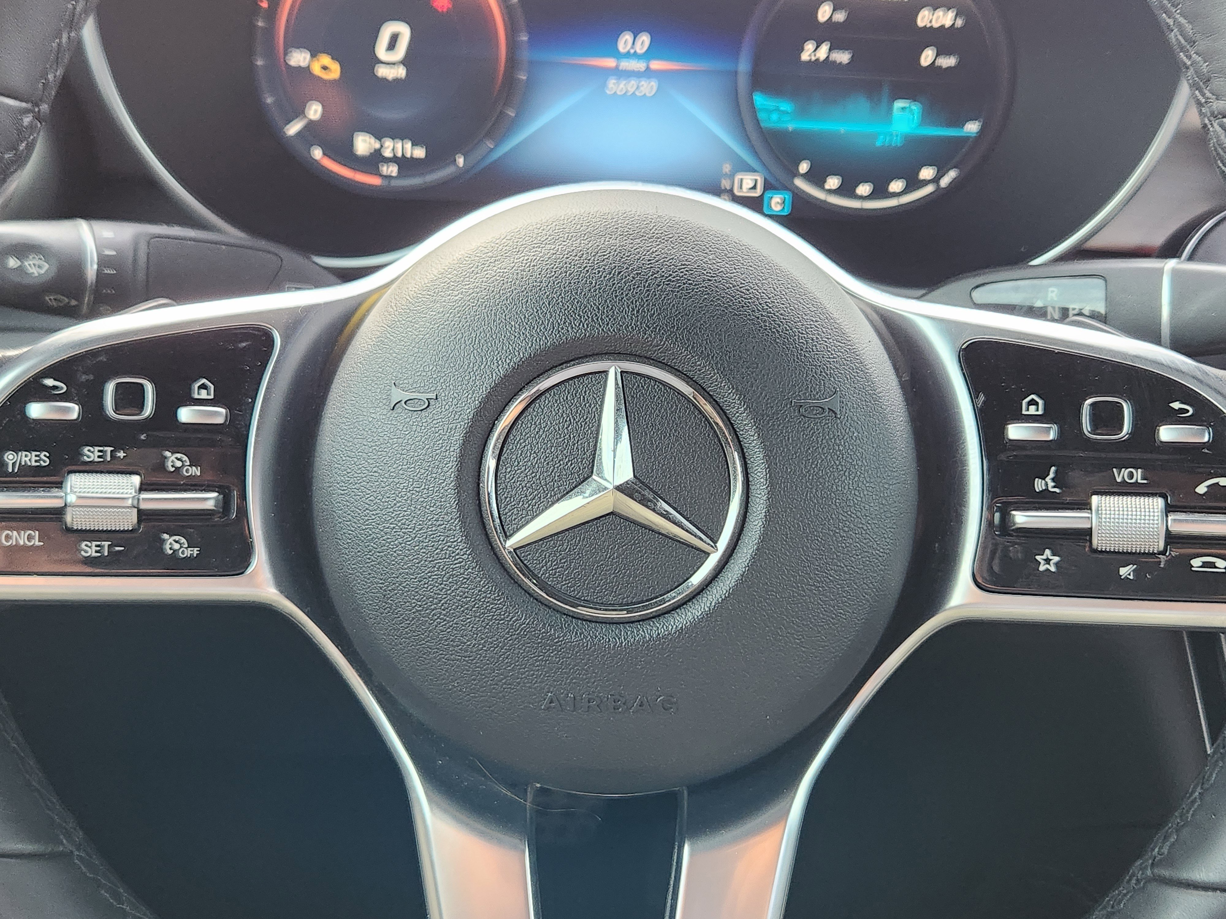 Used 2020 Mercedes-Benz GLC 300 4MATIC Coupe image 7