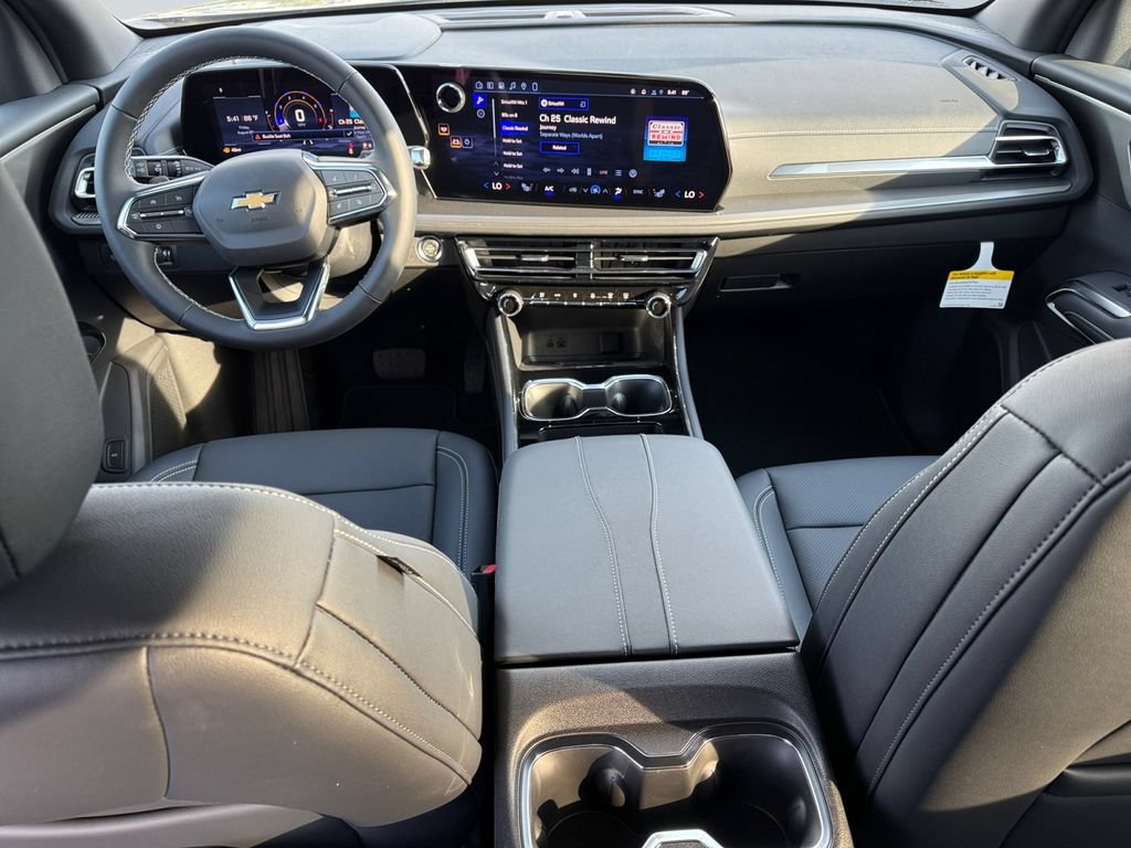 New 2027 Chevrolet Traverse LT w/ Driver Confidence Package FWD image 10