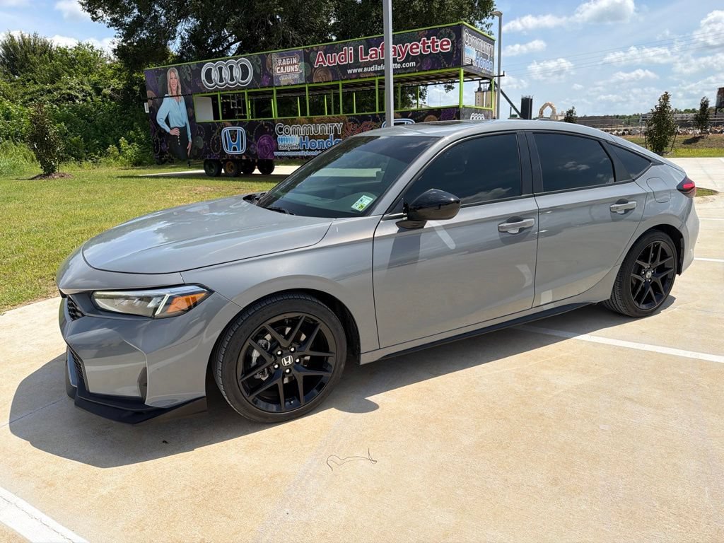 Used 2025 Honda Civic Sport image 1