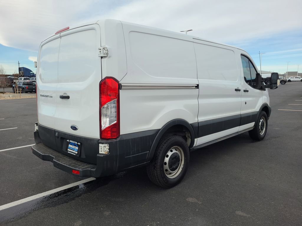 Used 2018 Ford Transit 250 130 Low Roof image 3