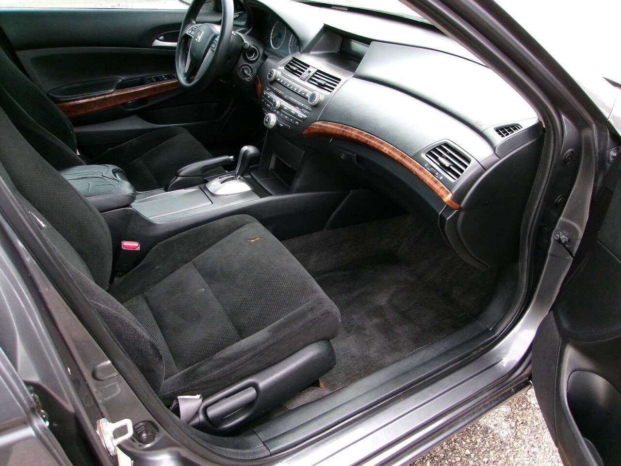 Used 2012 Honda Accord EX image 10