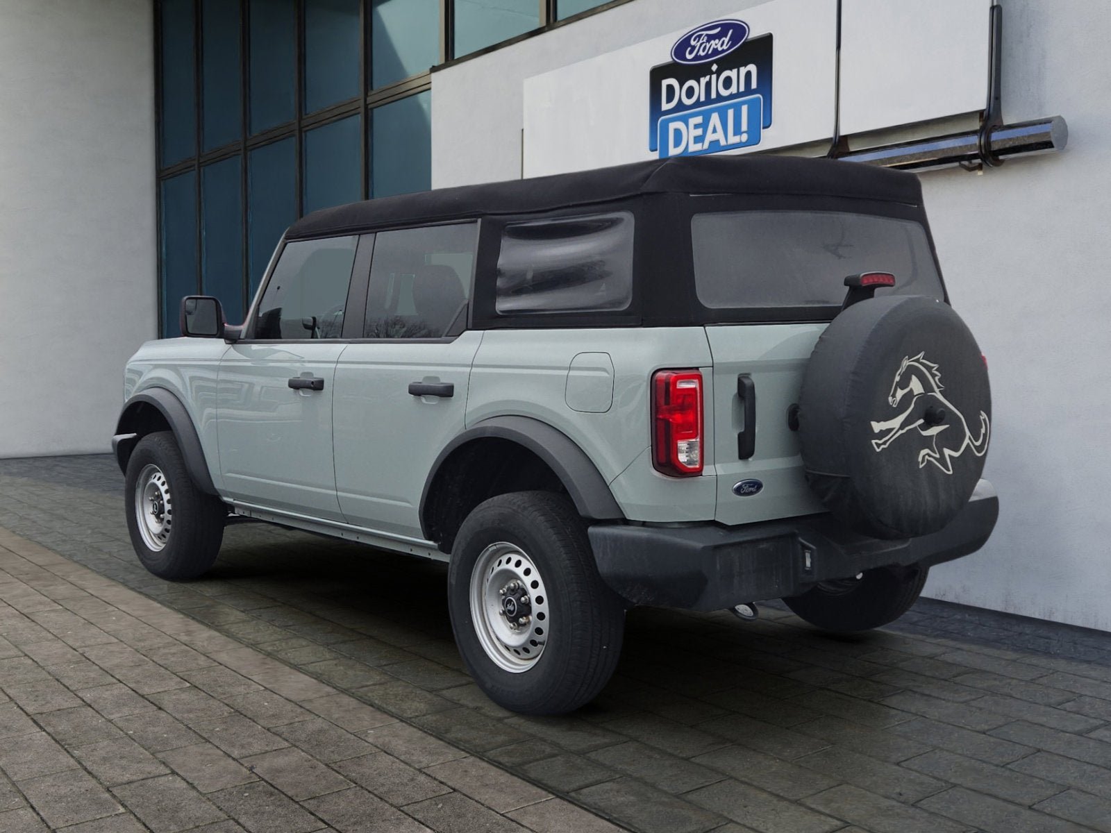Certified 2023 Ford Bronco 4-Door image 5