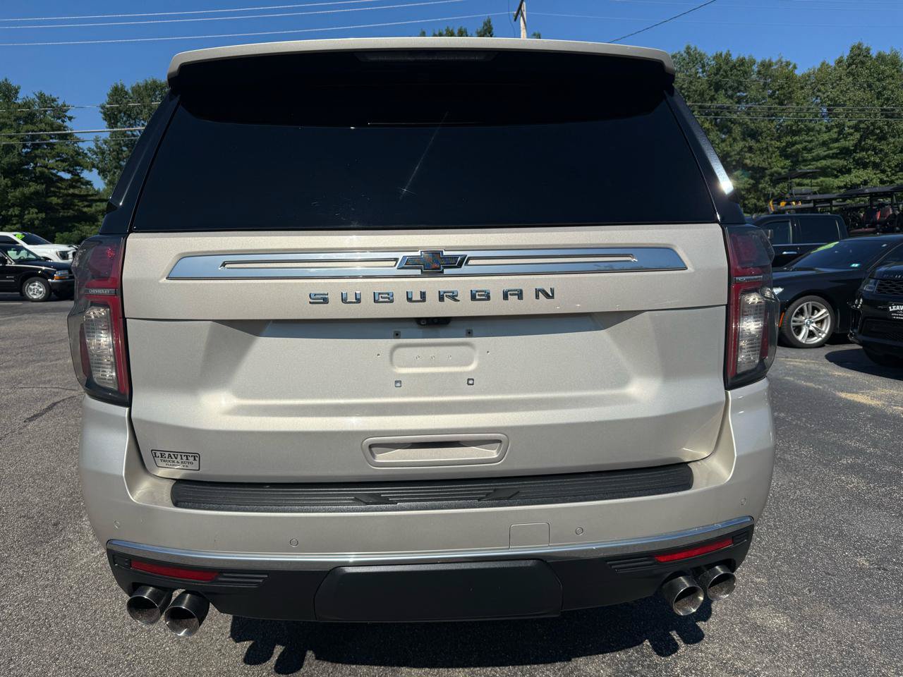 Used 2021 Chevrolet Suburban High Country AWD/4WD image 11