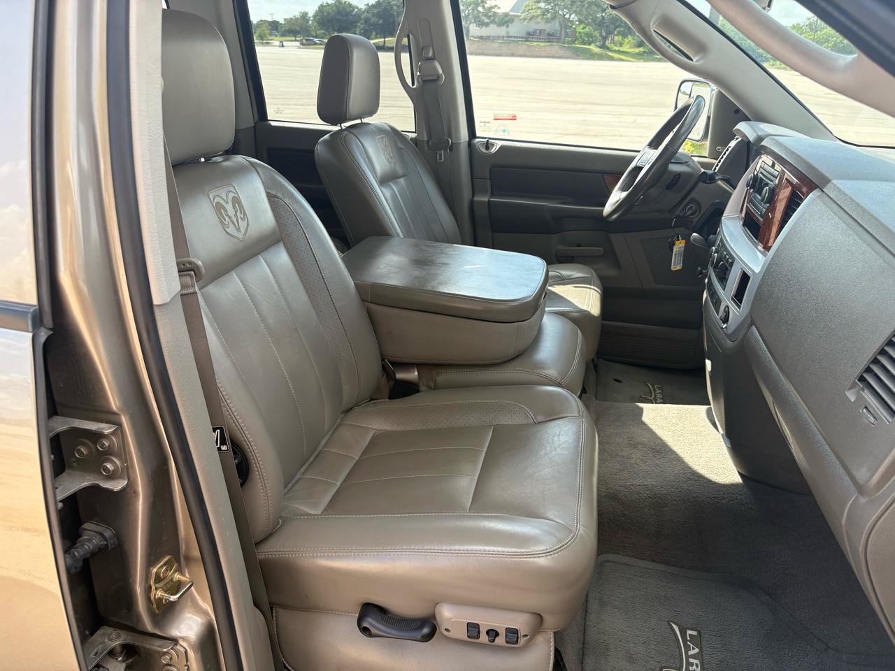 Used 2006 Dodge Ram 2500 Truck Laramie AWD/4WD image 58
