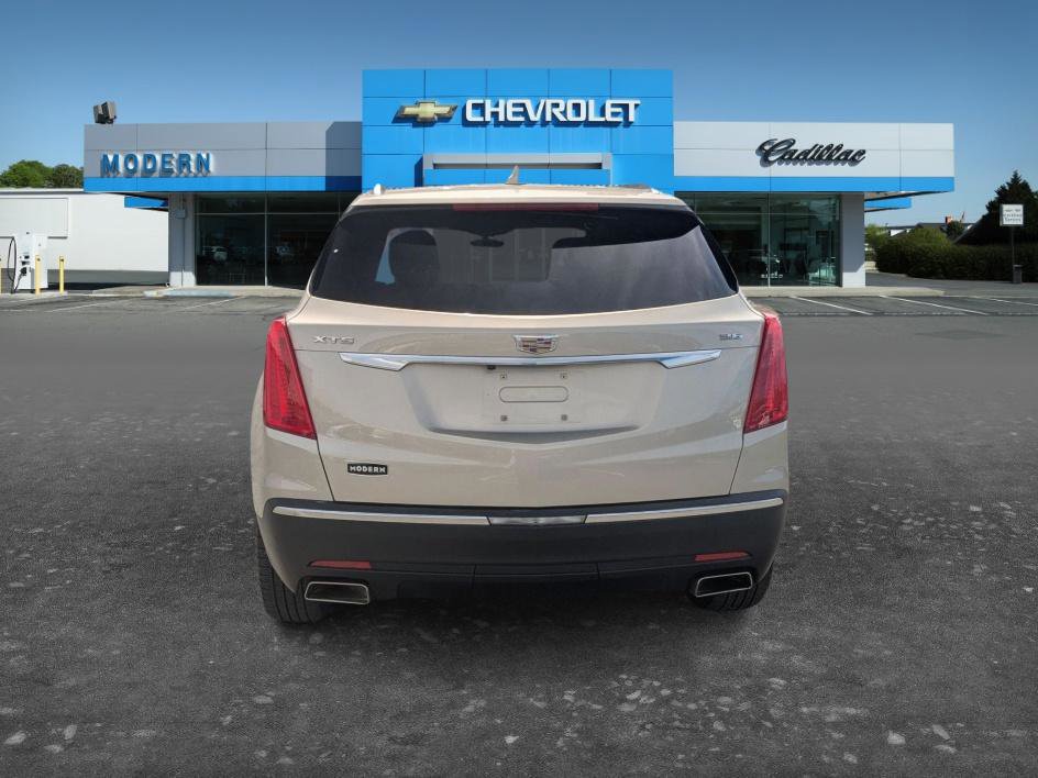 Used 2017 Cadillac XT5 FWD image 6