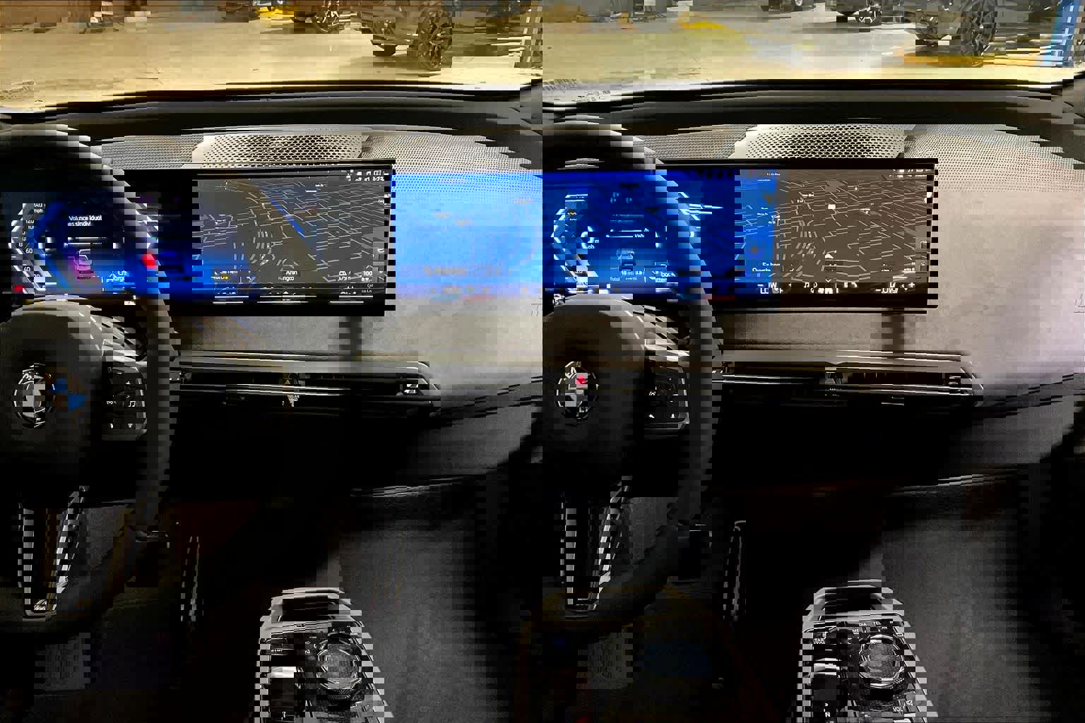 New 2026 BMW iX xDrive45 w/ M Sport Package image 6