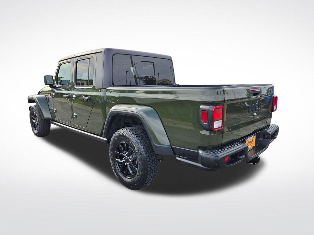 Used 2023 Jeep Gladiator Sport AWD/4WD image 8