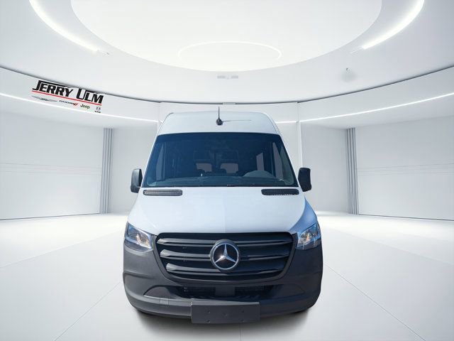 Used 2024 Mercedes-Benz Sprinter 2500 image 6