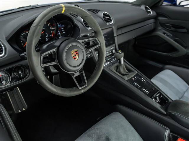 Used 2024 Porsche 718 Cayman GT4 RS RWD image 4
