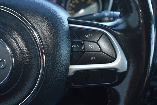 Used 2020 Jeep Compass Latitude AWD/4WD image 20