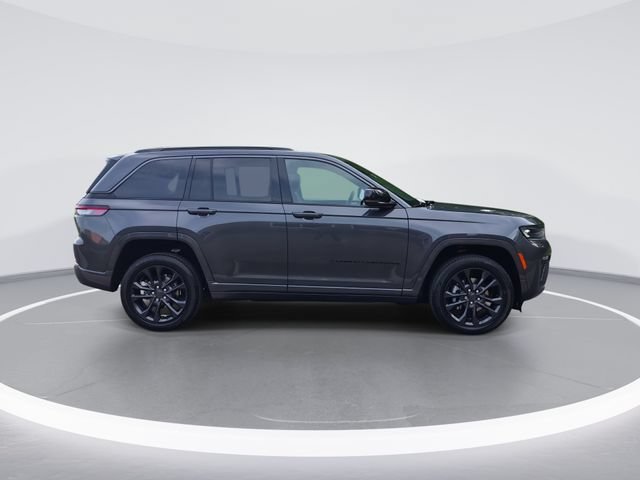 New 2026 Jeep Grand Cherokee Limited AWD/4WD image 9