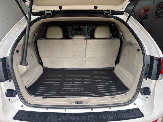 Used 2015 Lincoln MKX FWD w/ Equipment Group 102A image 21