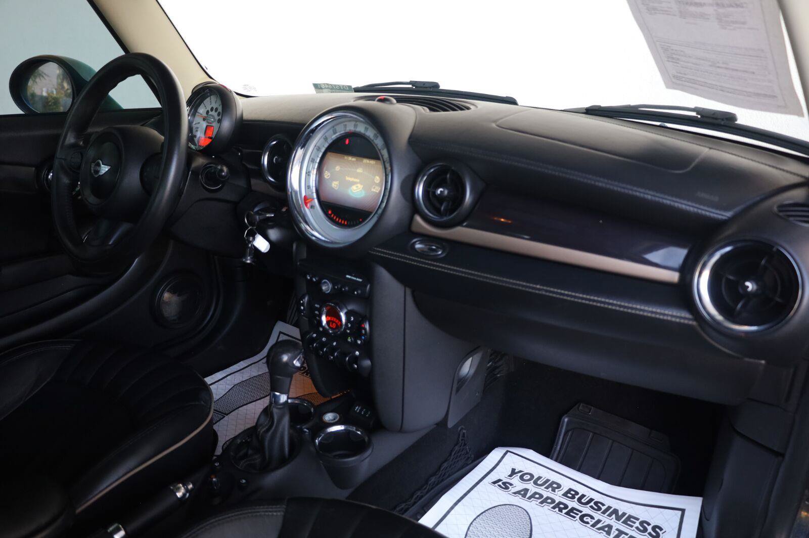 Used 2013 MINI Cooper Clubman S w/ Premium Pkg 2 FWD image 19