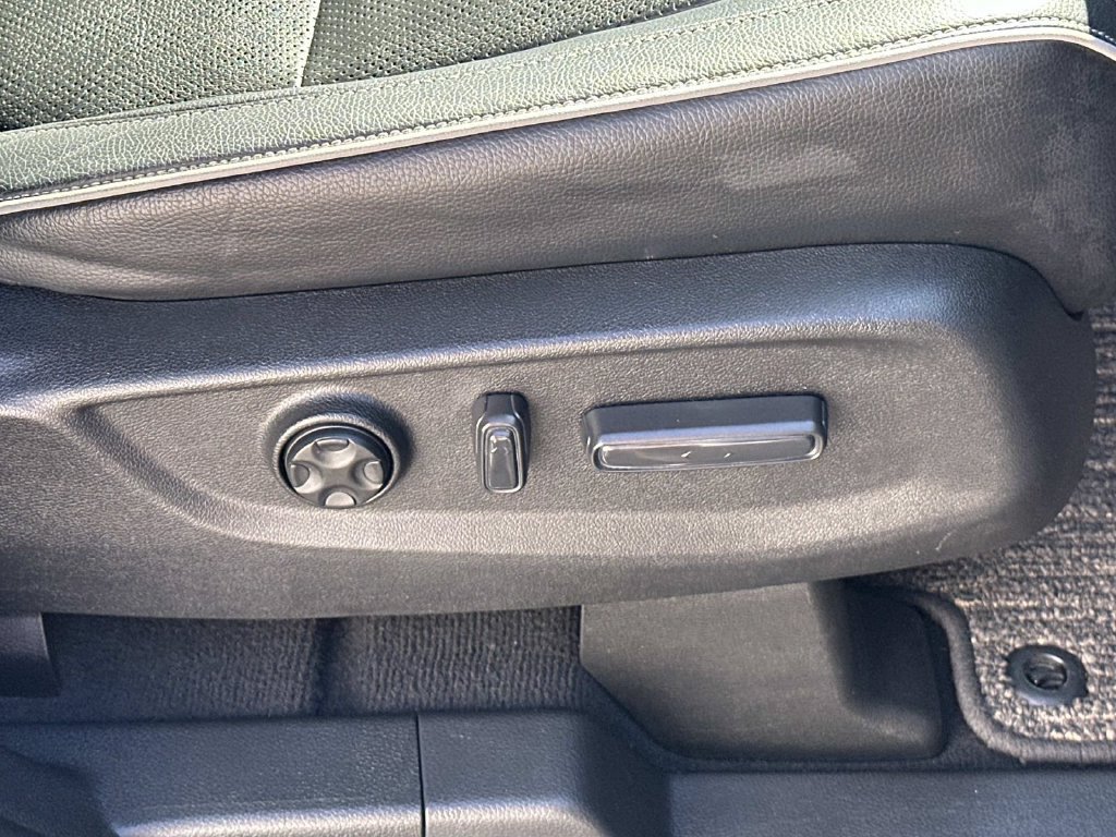 Used 2023 Honda Odyssey Elite image 9