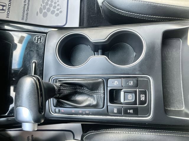 Used 2017 Kia Sorento SX image 24