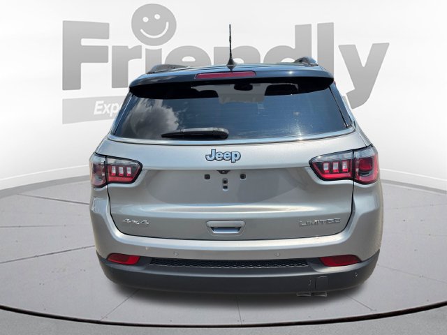 Used 2022 Jeep Compass Limited AWD/4WD image 6