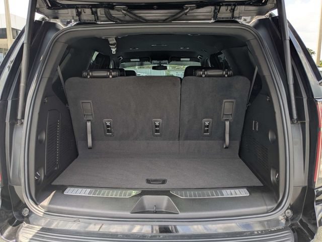 Used 2021 Chevrolet Tahoe RST AWD/4WD image 13