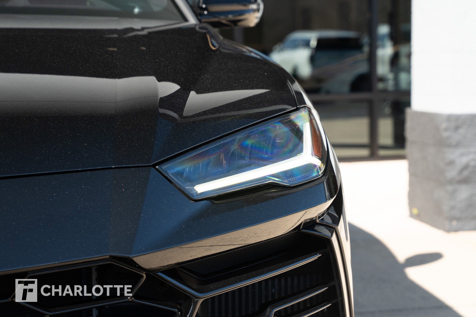 Used 2021 Lamborghini Urus image 5