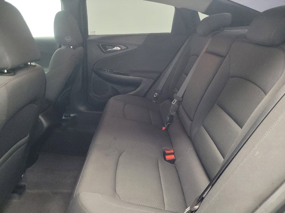 Used 2018 Chevrolet Malibu LS image 18