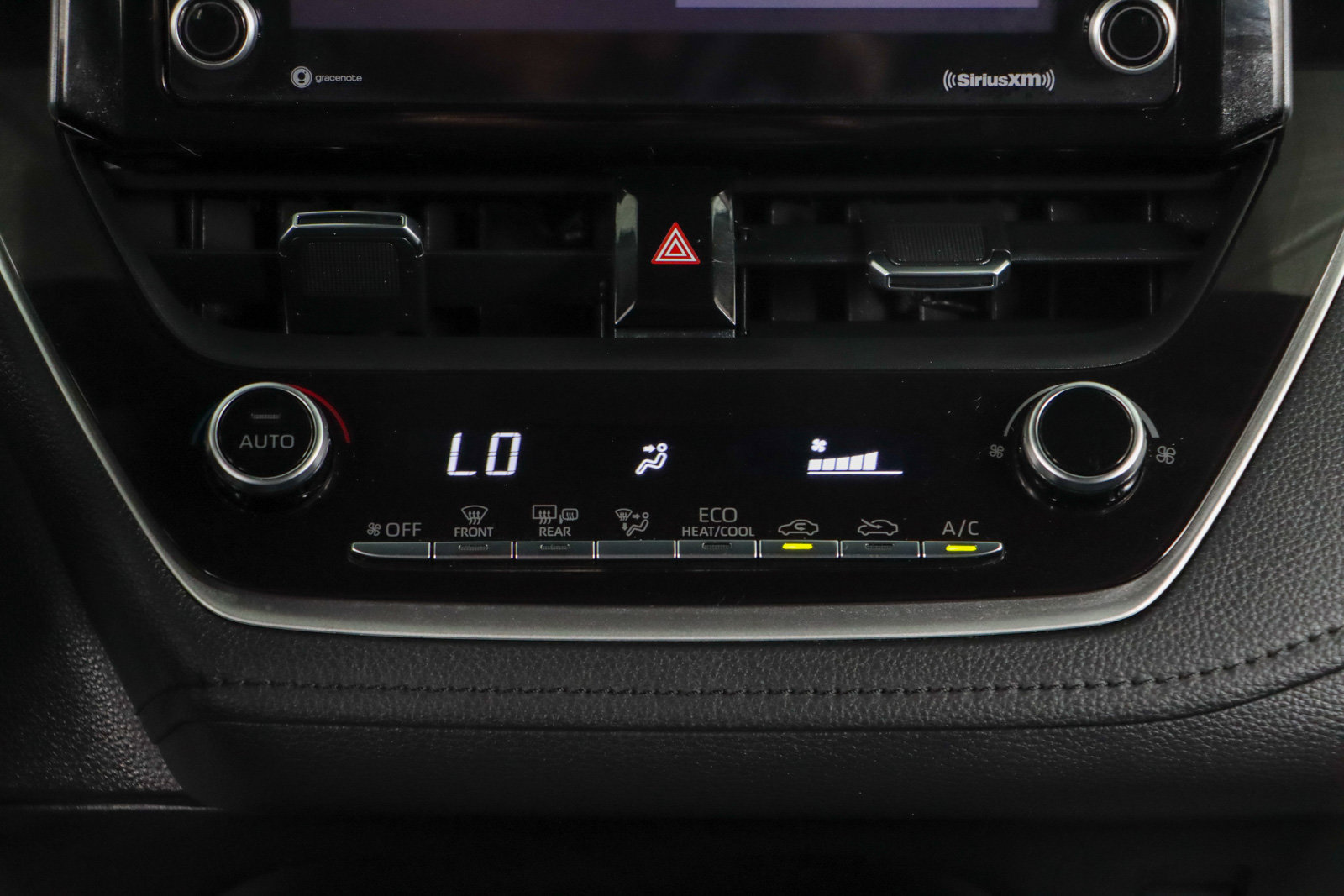 Used 2022 Toyota Corolla SE FWD image 20