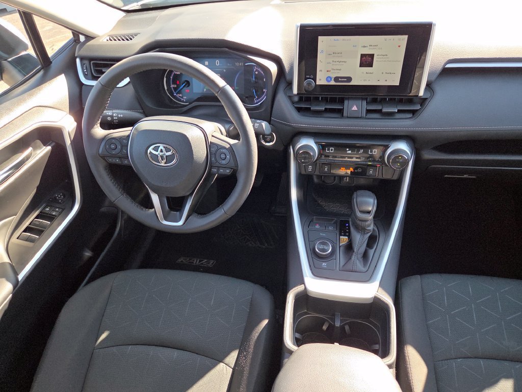 Used 2024 Toyota RAV4 XLE w/ Convenience Package AWD/4WD image 33
