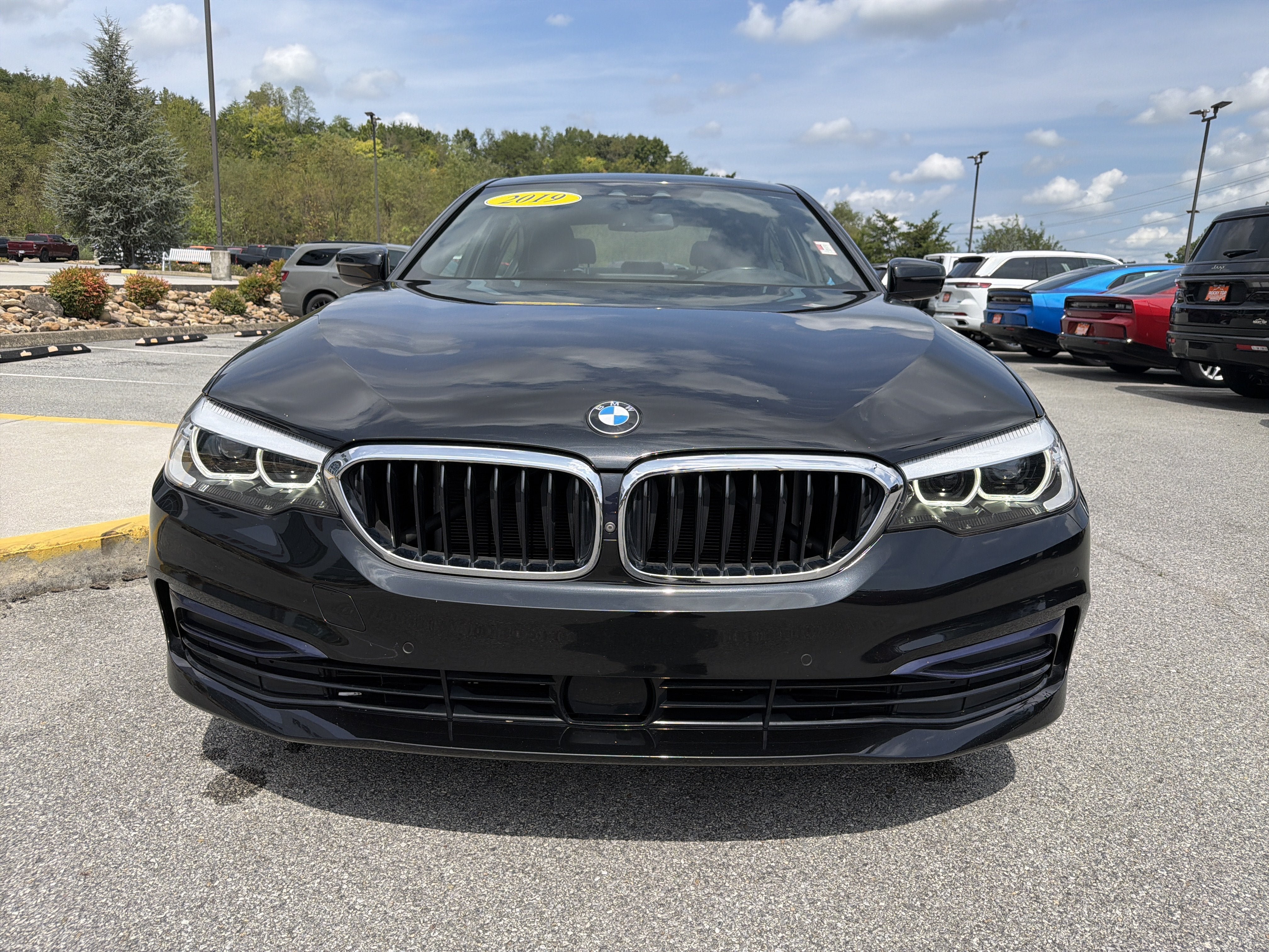 Used 2019 BMW 530i xDrive AWD/4WD image 3