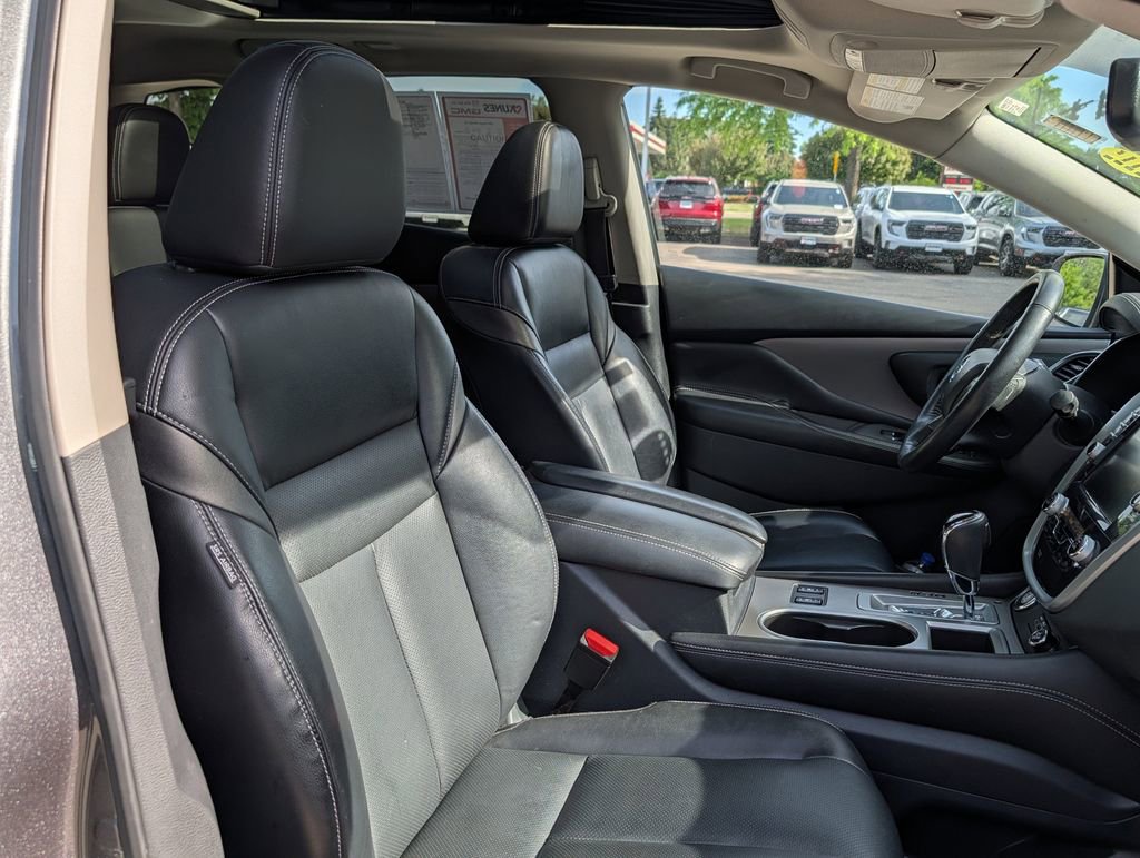 Used 2019 Nissan Murano AWD image 16