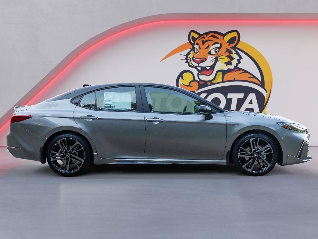 New 2026 Toyota Camry XSE FWD image 4