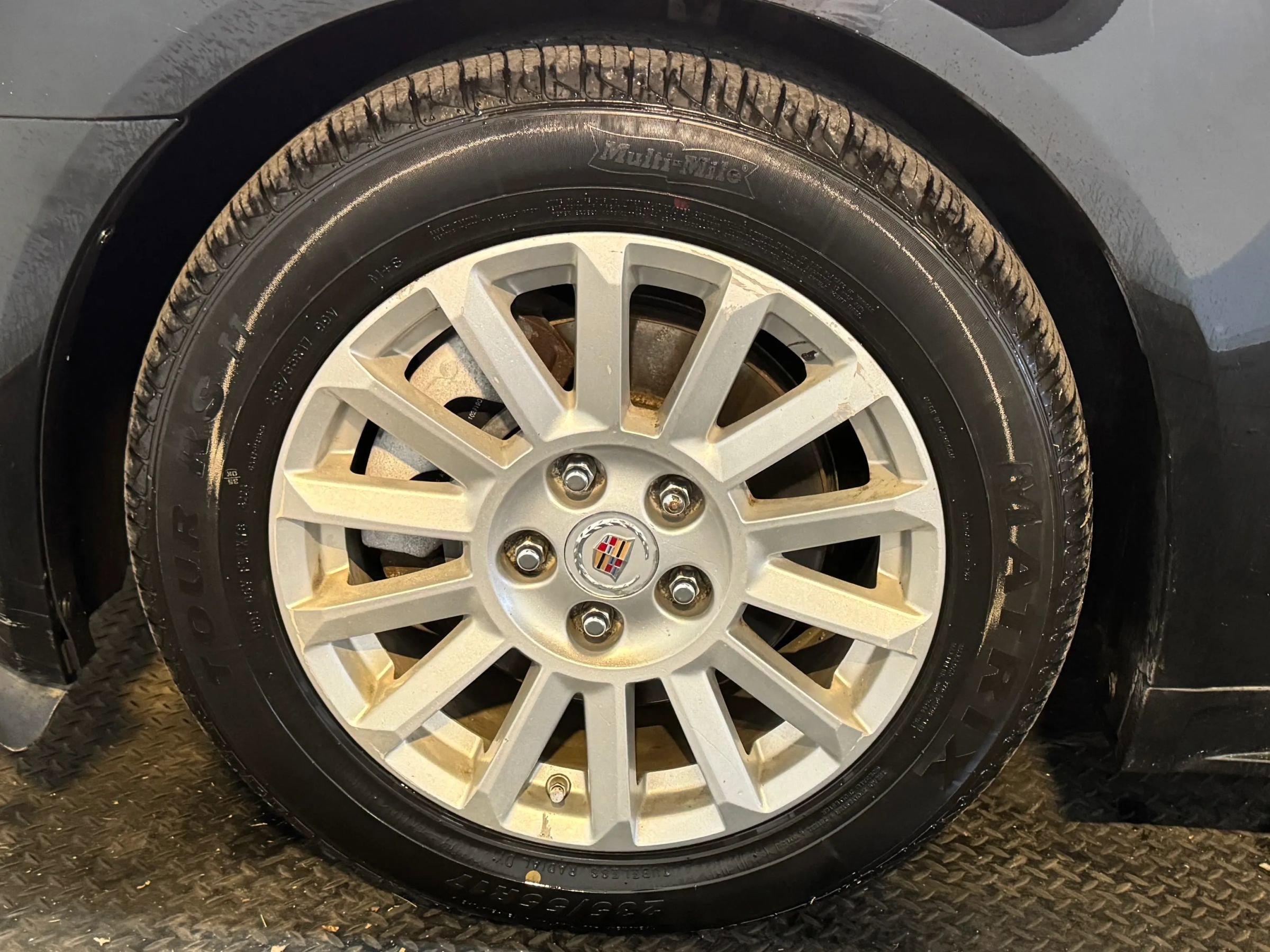 Used 2010 Cadillac CTS AWD Wagon image 10