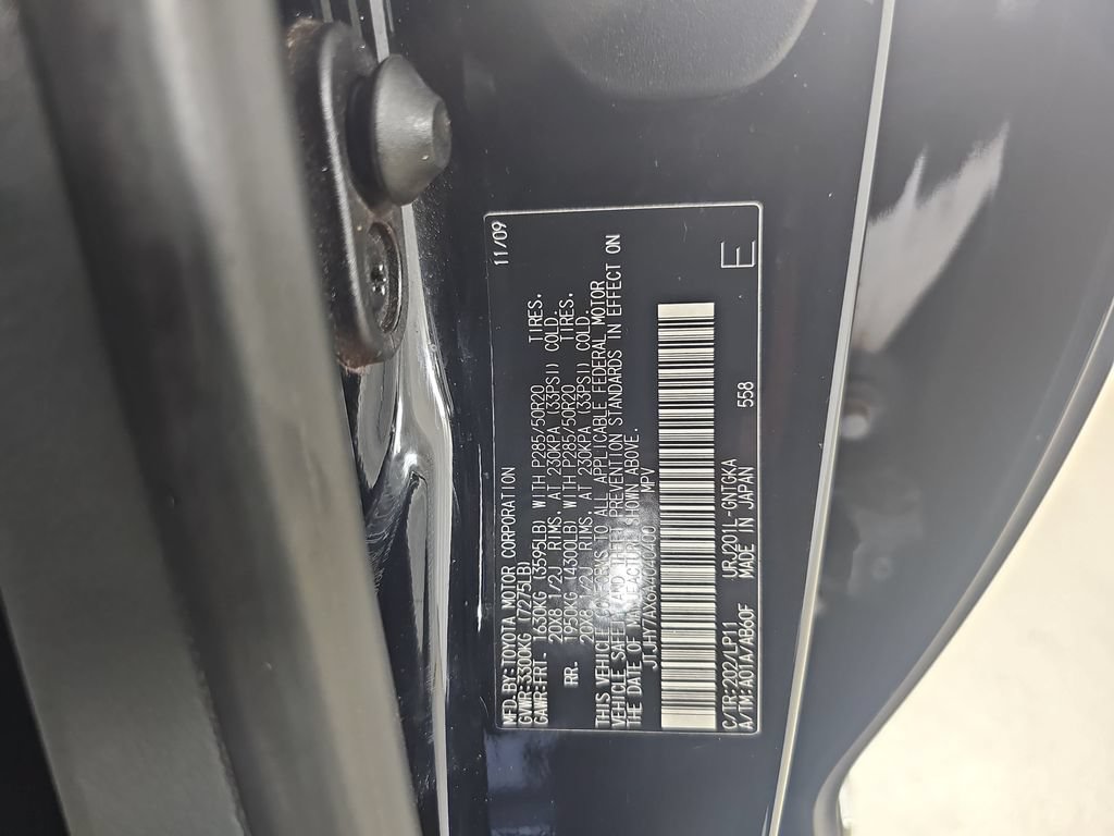 Used 2010 Lexus LX 570 4WD w/ Luxury Pkg image 44
