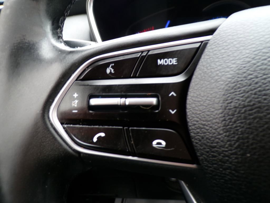 Used 2019 Hyundai Santa Fe AWD image 19