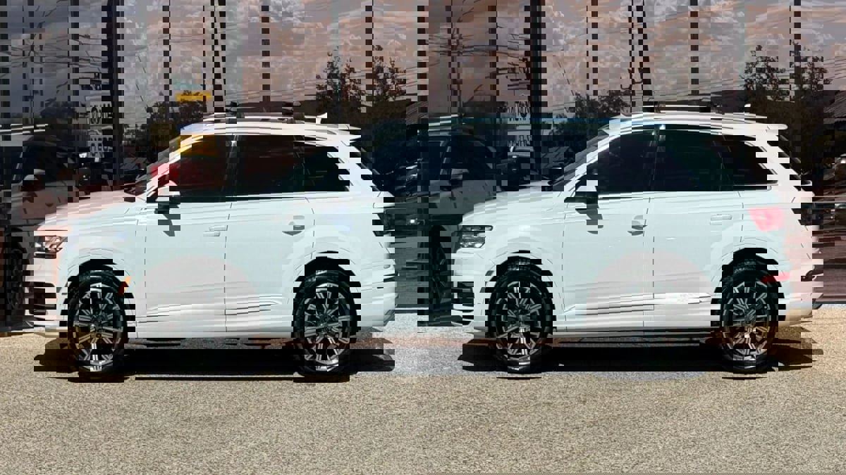Used 2019 Audi Q7 3.0T Premium Plus image 6