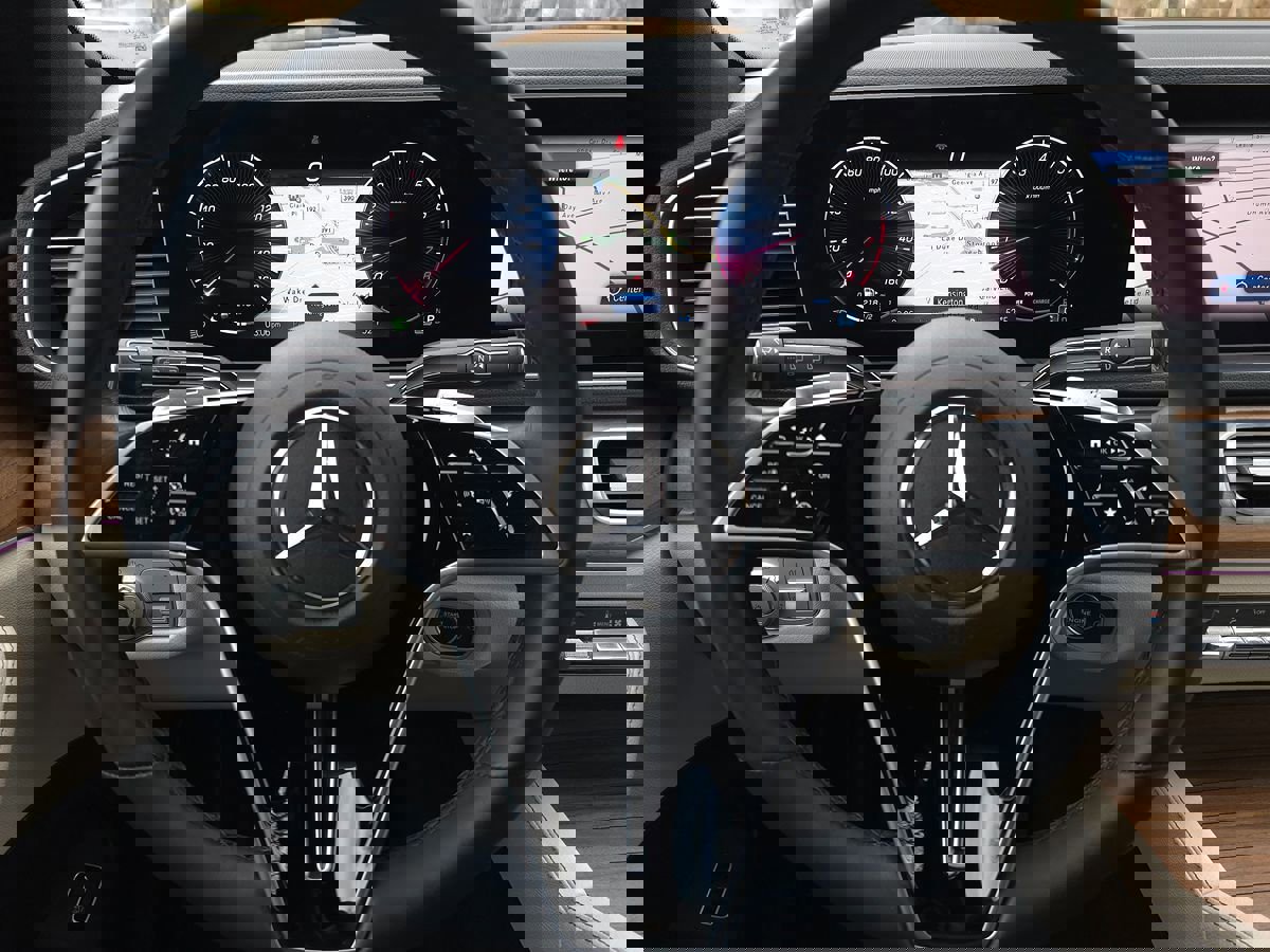 Used 2024 Mercedes-Benz GLE 350 4MATIC SUV image 34