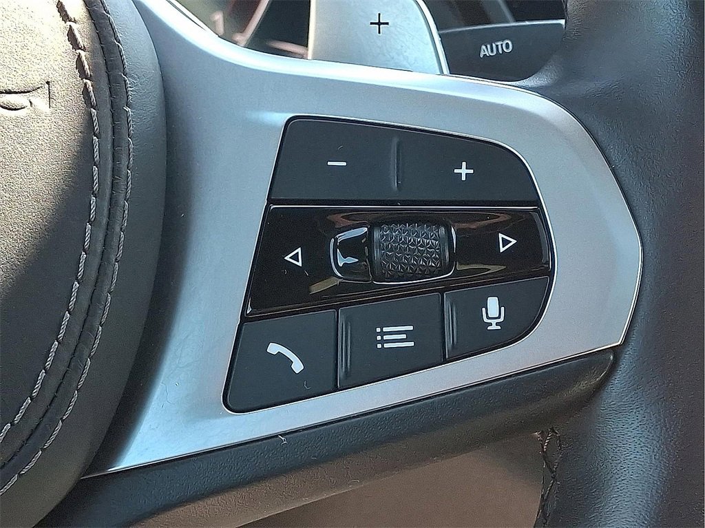 Used 2020 BMW X6 xDrive40i w/ Executive Package image 25