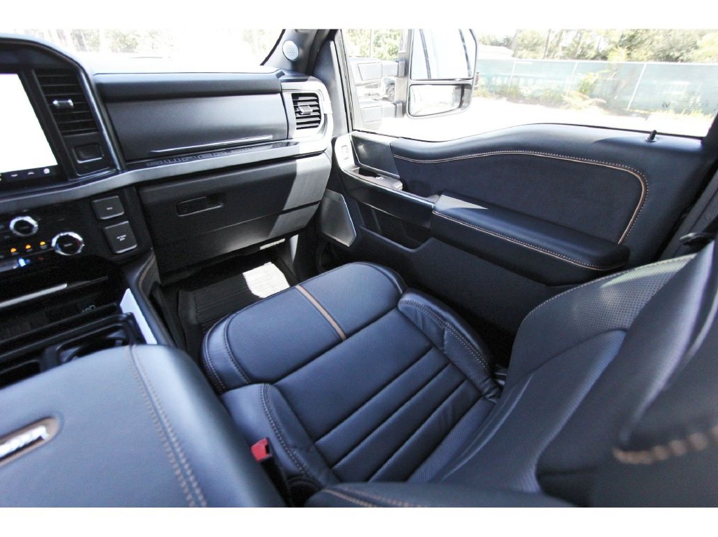 Certified 2024 Ford F250 Platinum w/ Tremor Off-Road Package AWD/4WD image 12